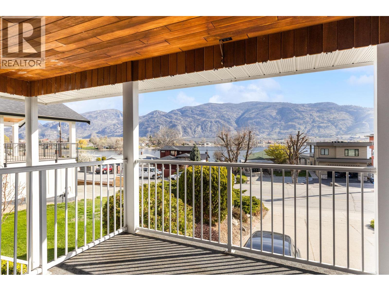 5806 Oleander Drive, Osoyoos