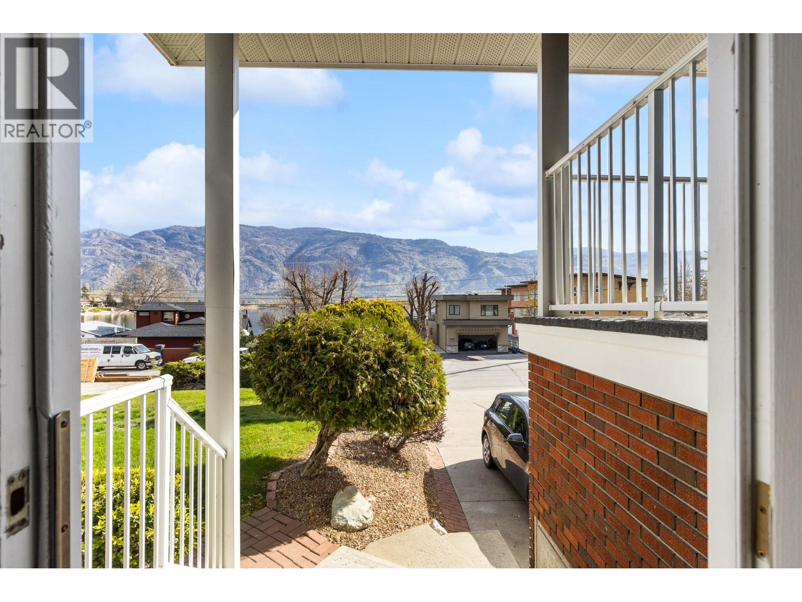 5806 Oleander Drive, Osoyoos