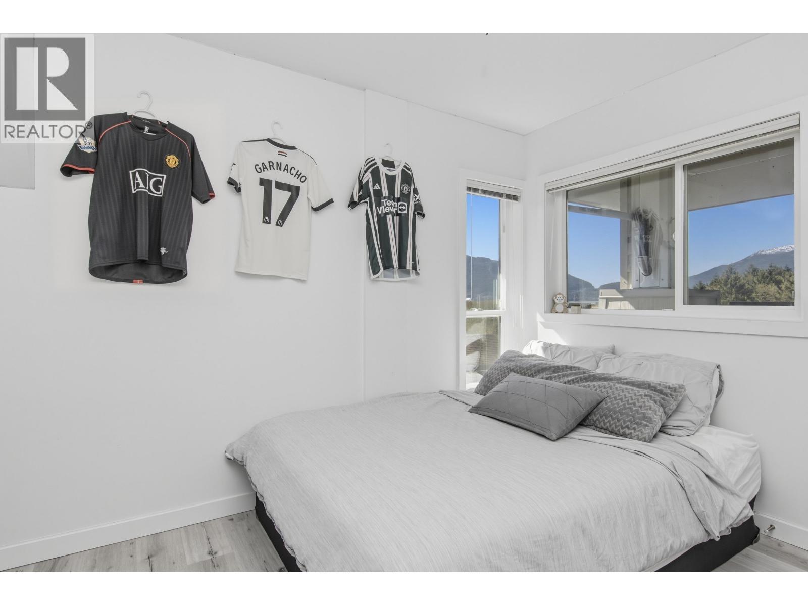 406 1212 MAIN STREET, Squamish