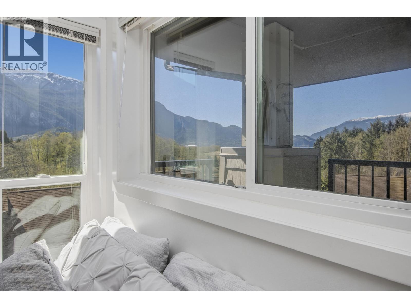 406 1212 MAIN STREET, Squamish