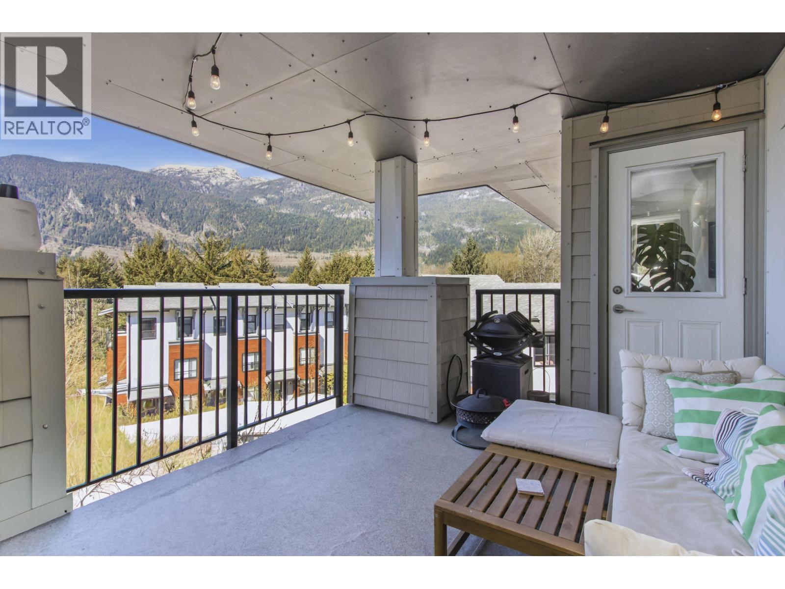 406 1212 MAIN STREET, Squamish