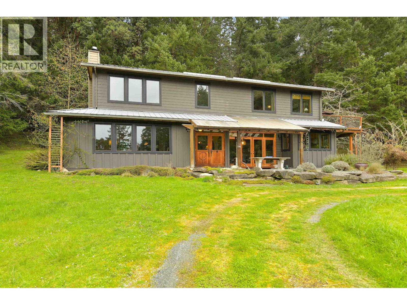 594 HORTON BAY ROAD, Mayne Island