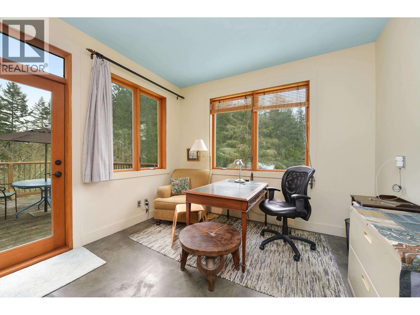 594 HORTON BAY ROAD, Mayne Island