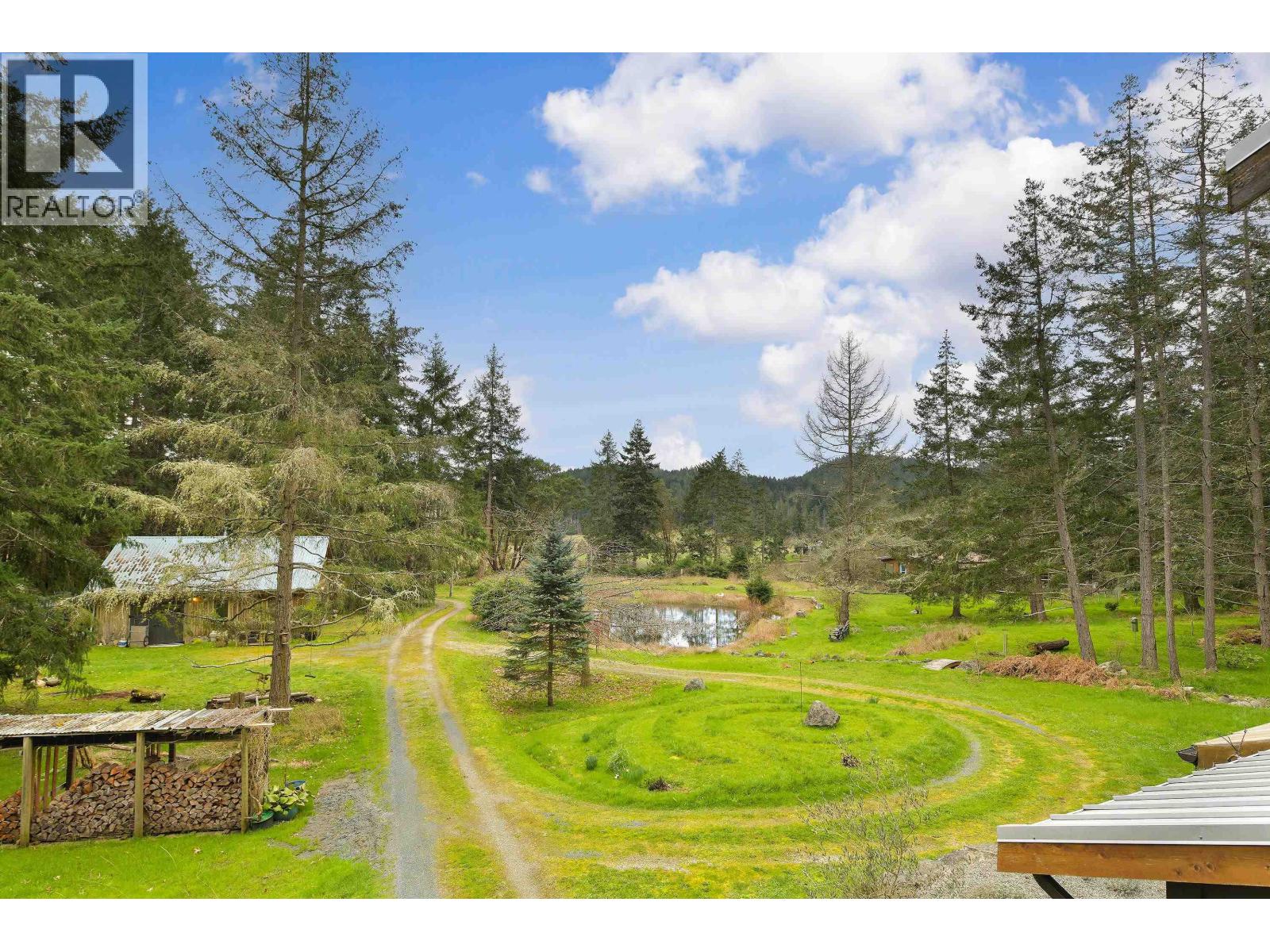 594 HORTON BAY ROAD, Mayne Island