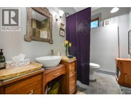 594 Horton Bay Road, Mayne Island, BC V0N2J2 Photo 18