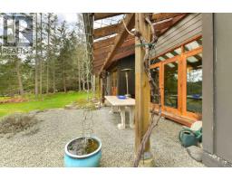 594 Horton Bay Road, Mayne Island, BC V0N2J2 Photo 6