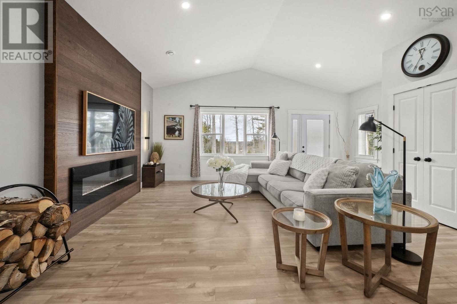 Property 10 of 50 of 75 Muir Drive