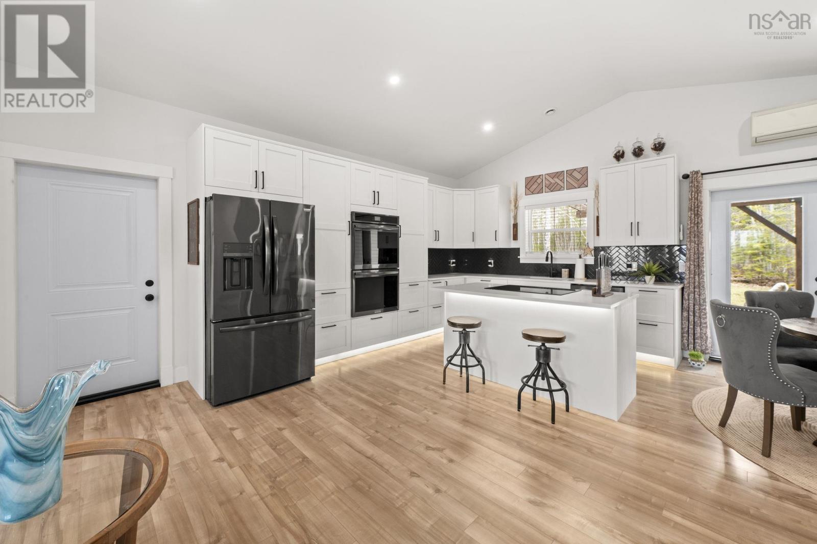 Property 13 of 50 of 75 Muir Drive