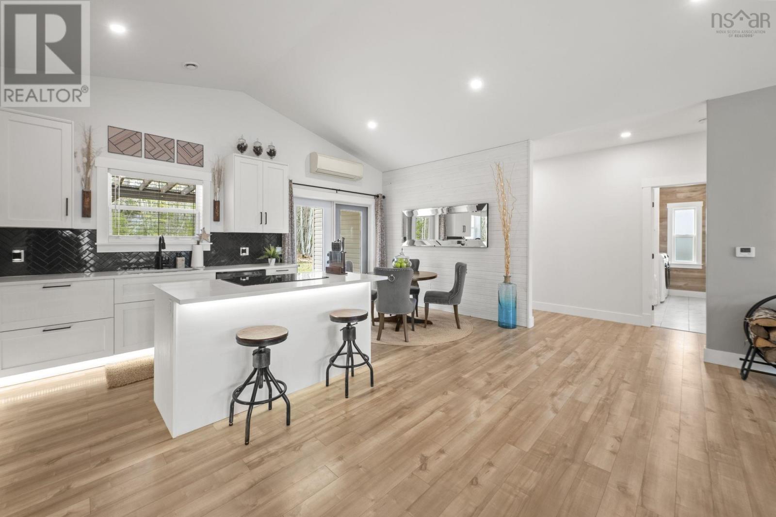 Property 16 of 50 of 75 Muir Drive