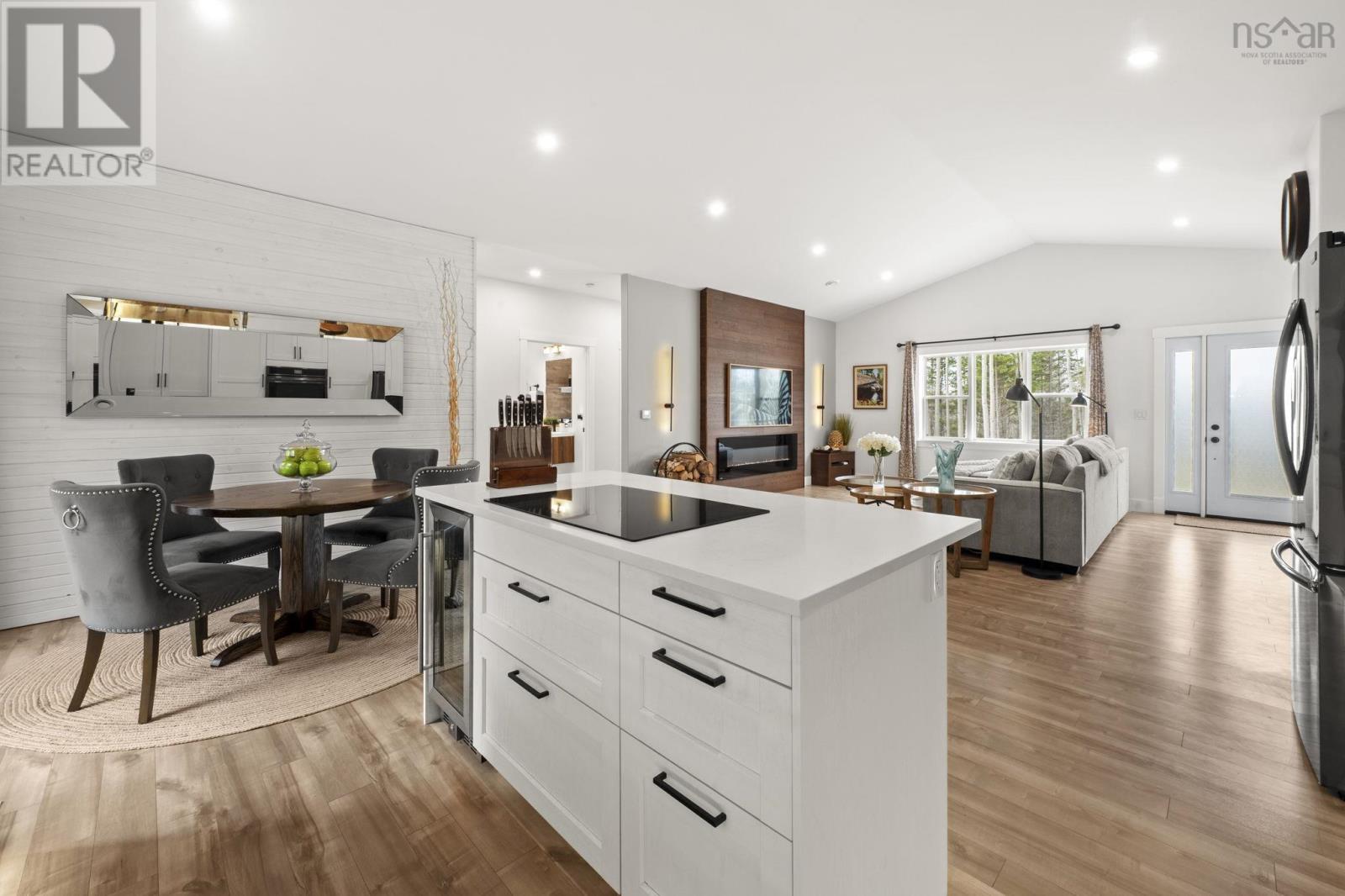 Property 19 of 50 of 75 Muir Drive