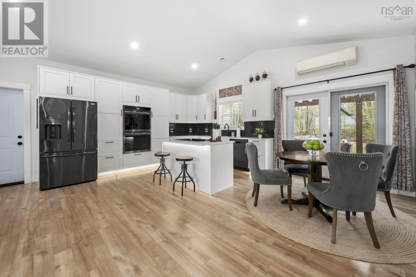 Property 24 of 50 of 75 Muir Drive