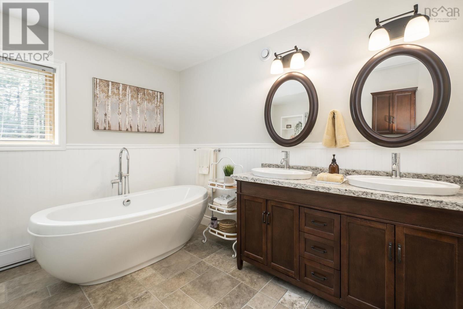 Property 18 of 47 of 59 Poplar Drive