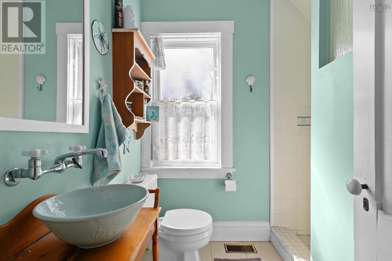 Property 15 of 26 of 92 Main Street