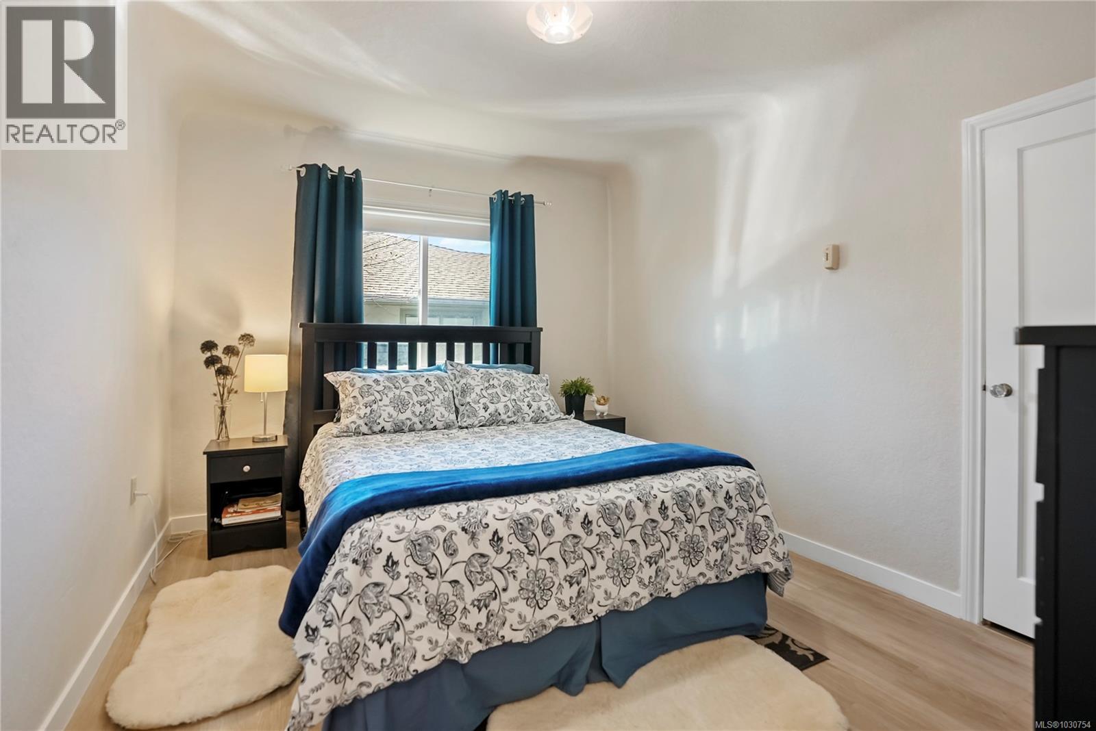  1709 McRae Avenue, Saanich