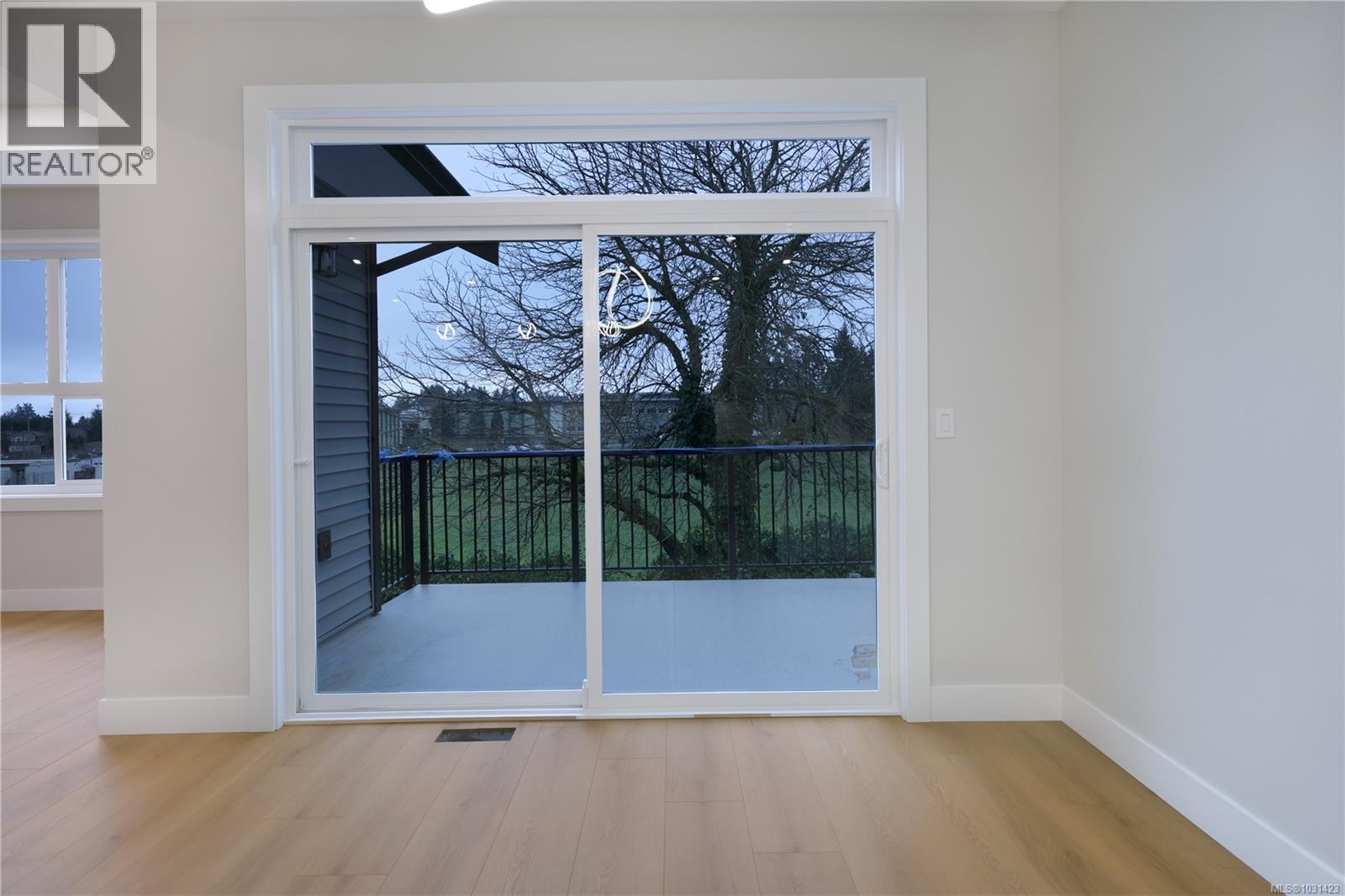 416 DIAMOND BLVD - 14