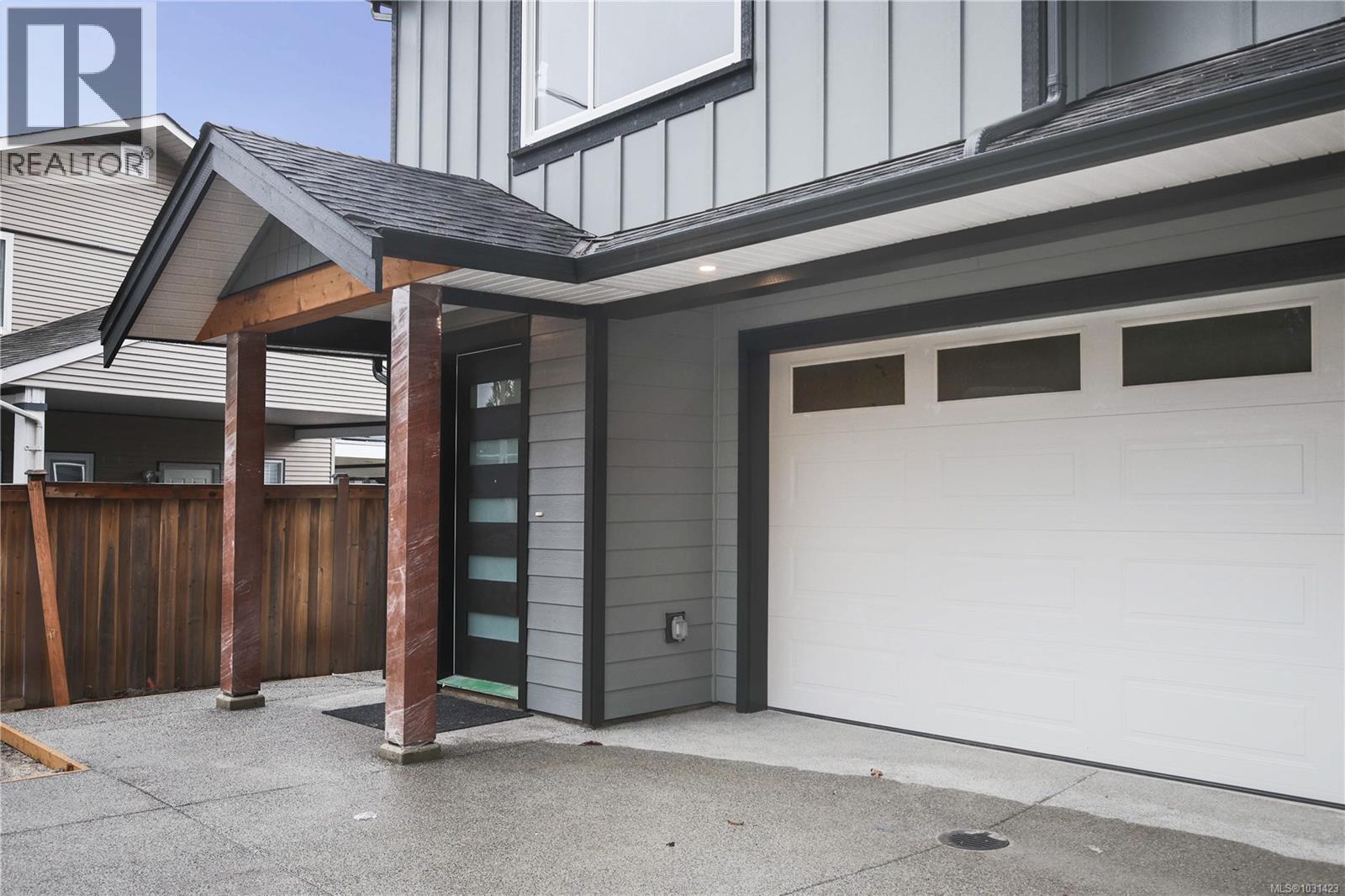 416 DIAMOND BLVD - 21