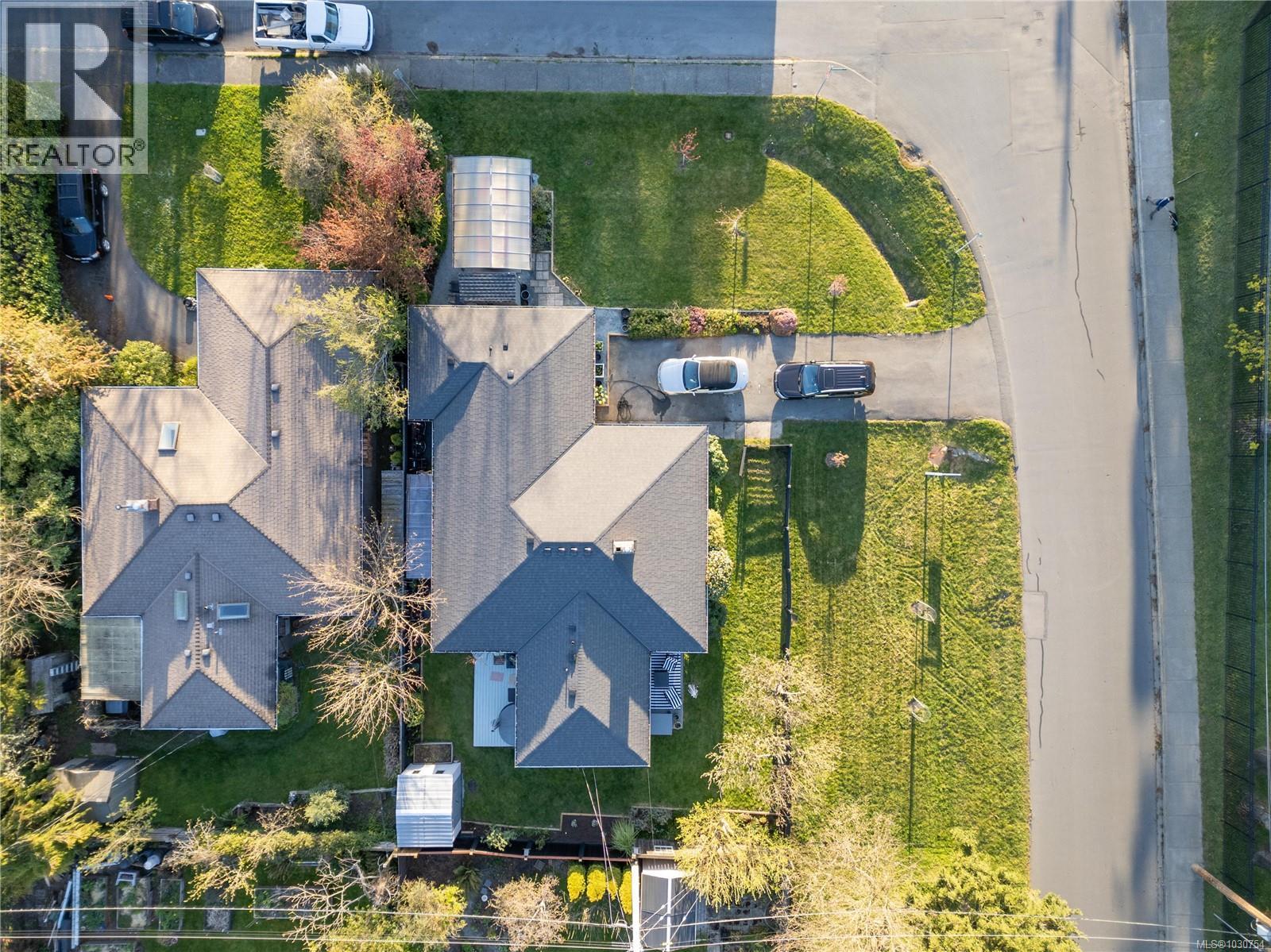  1709 McRae Avenue, Saanich