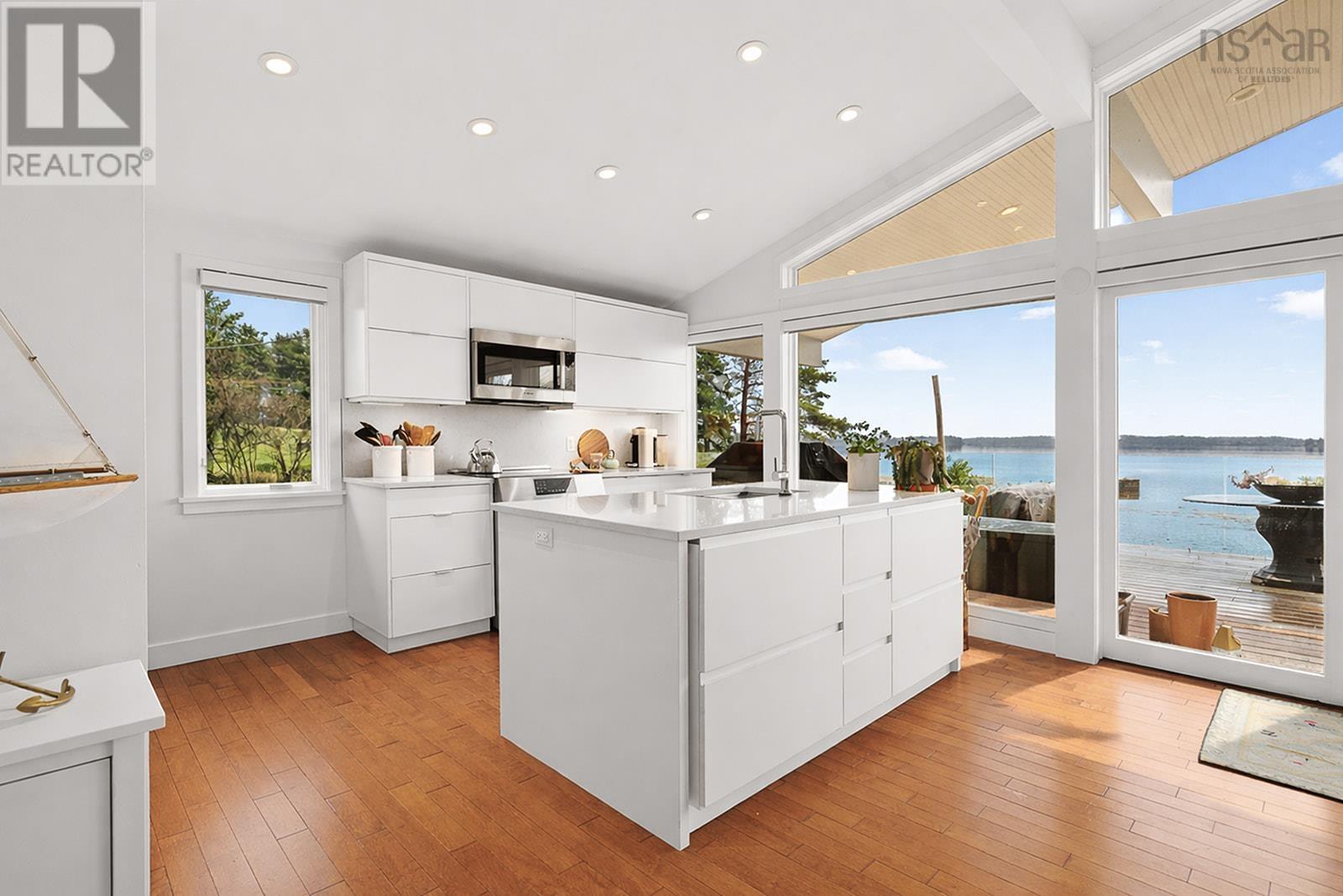 435 MARTINS POINT ROAD - 14