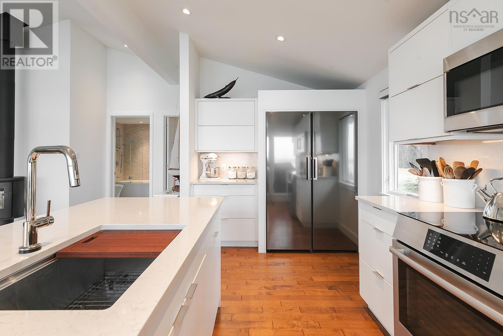 435 MARTINS POINT ROAD - 17