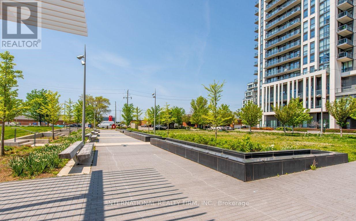 1111 - 17 ZORRA STREET — photo 39