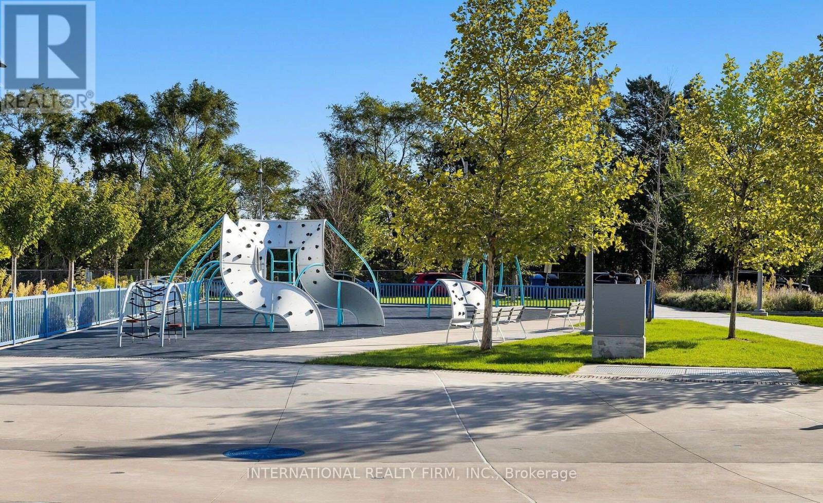 1111 - 17 ZORRA STREET — photo 41