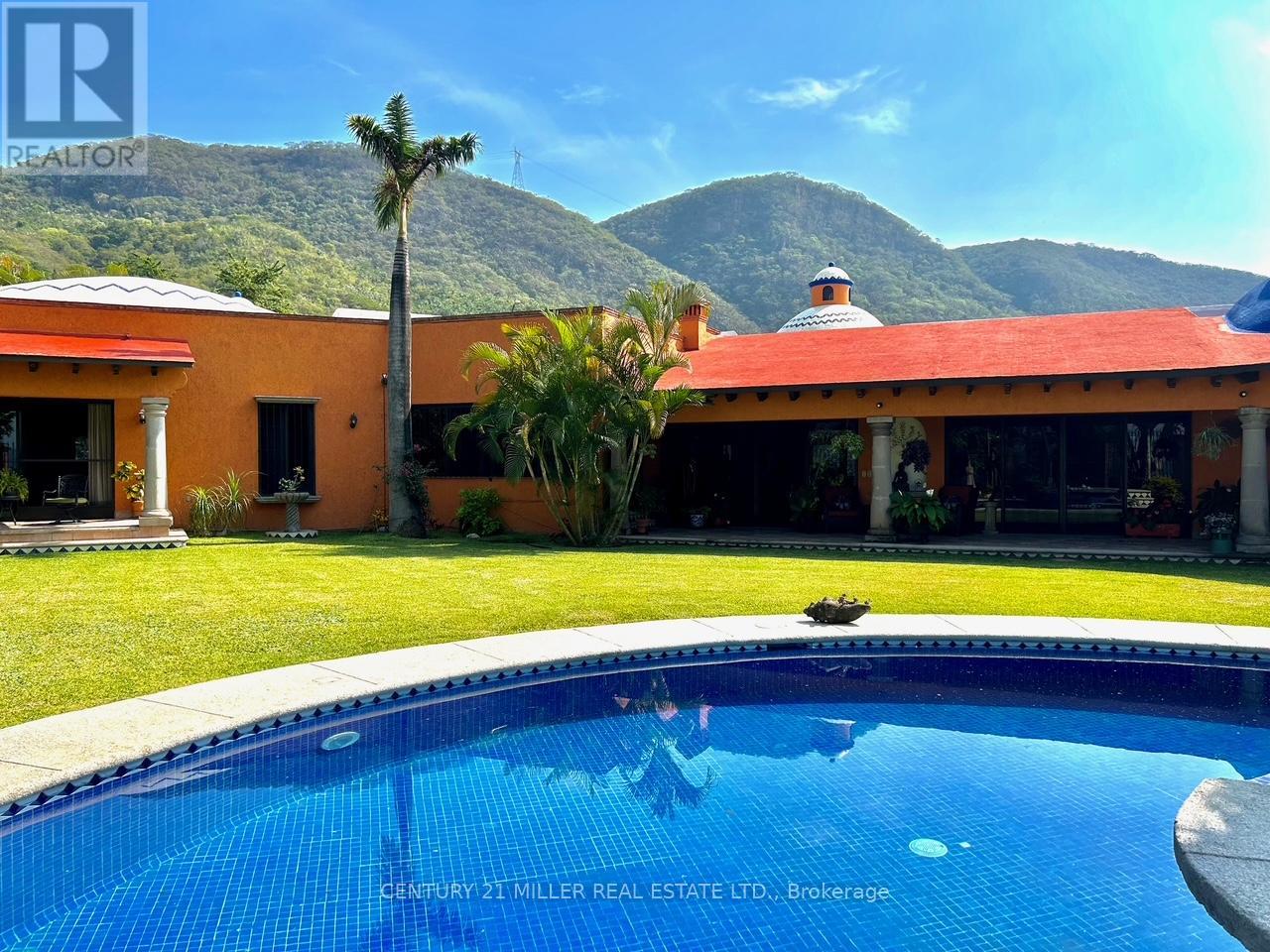 37 CERRADA VISTA HERMOSA - Image 35