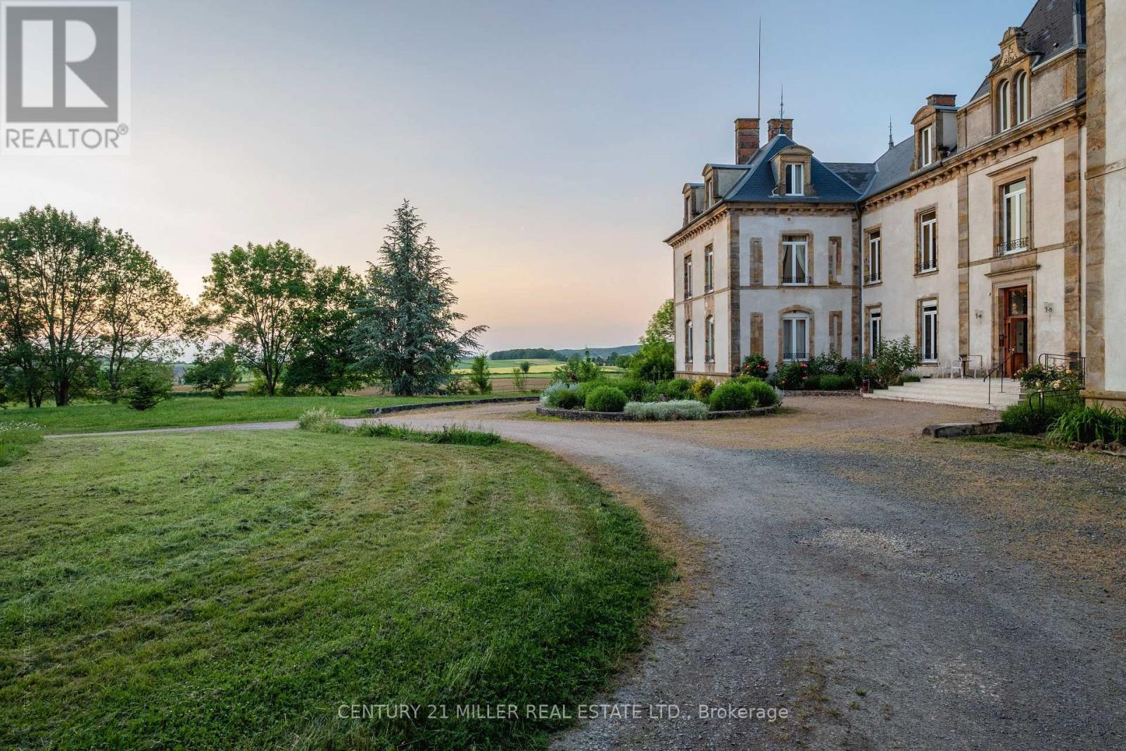 58720 BEAUMONT-SARDOLLES - 40