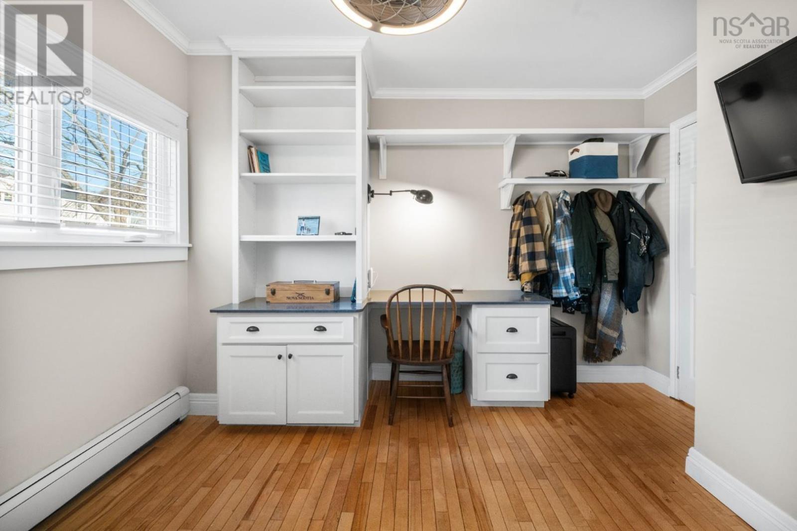 Property 27 of 51 of 3119 Ashburn Avenue