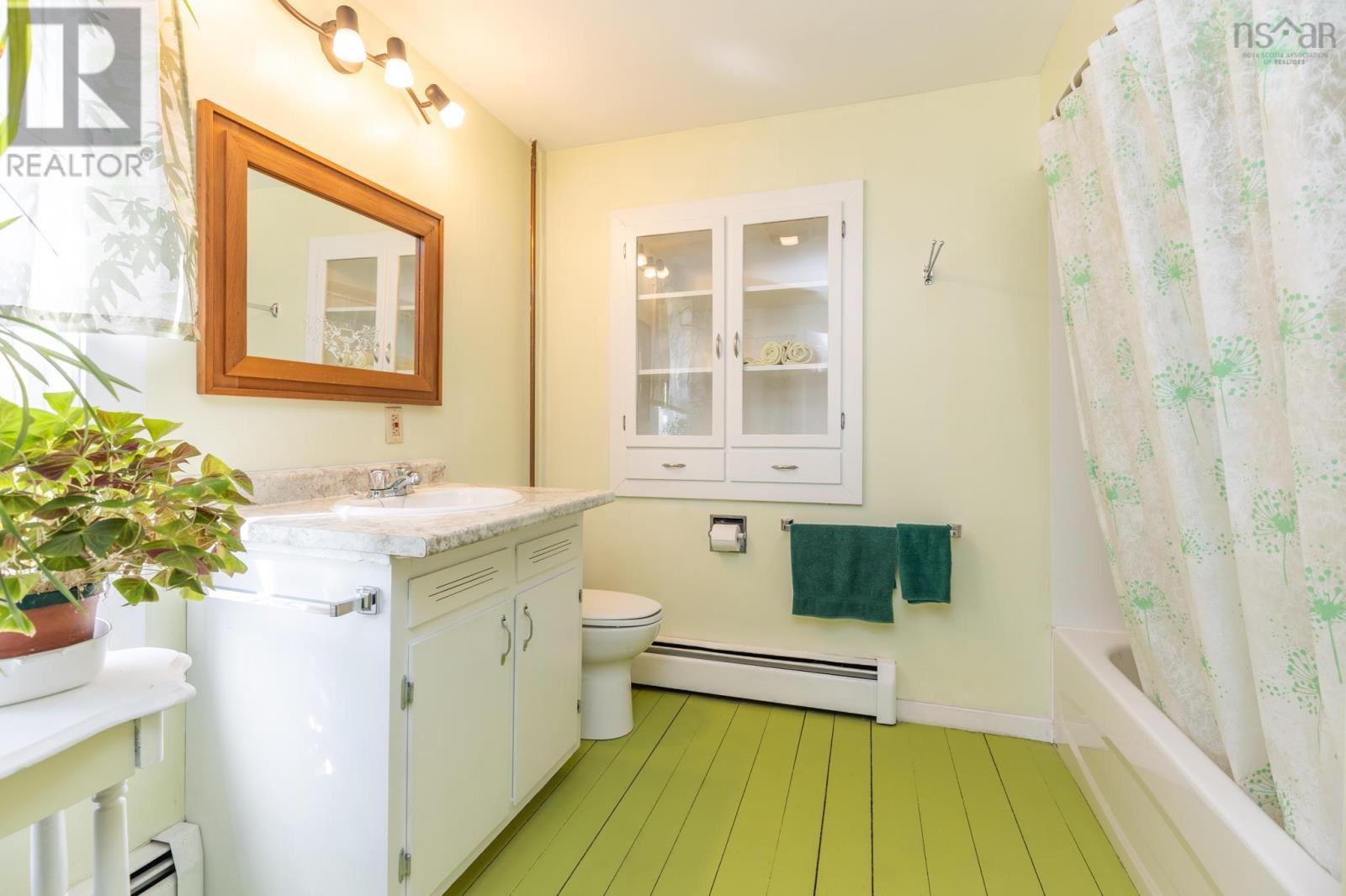 Property 29 of 38 of 2141 Highway 203