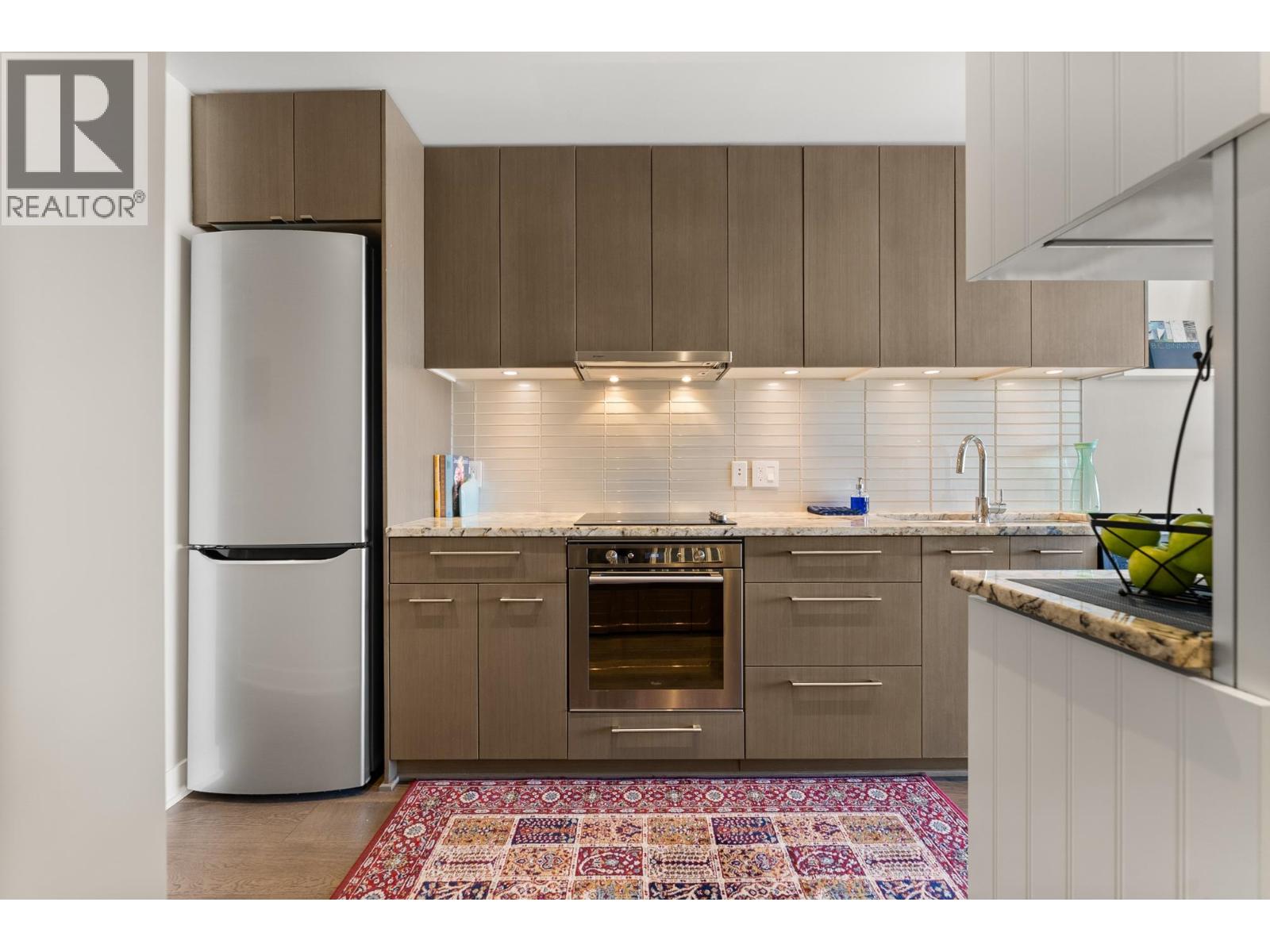 302 6168 LONDON ROAD, Richmond