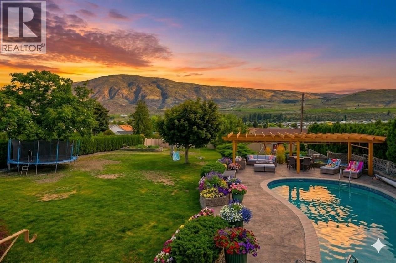 6521 BELLEVUE DRIVE - 5