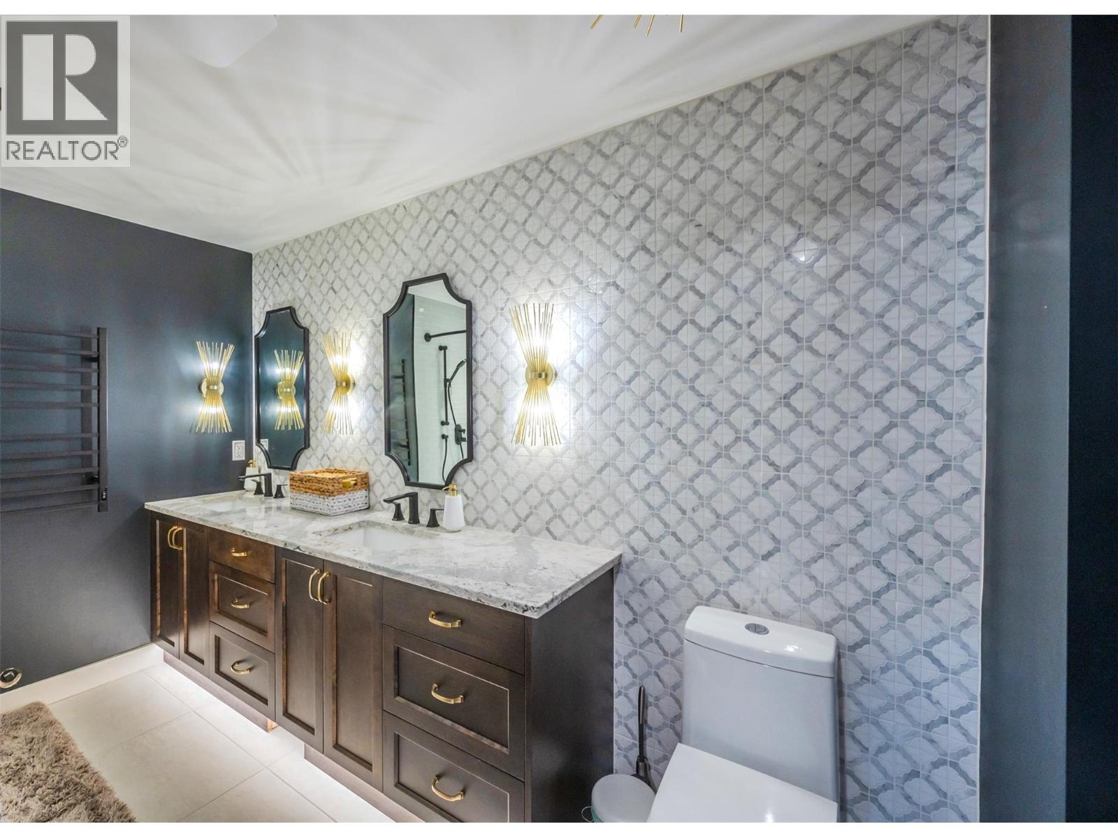 6521 BELLEVUE DRIVE - 17