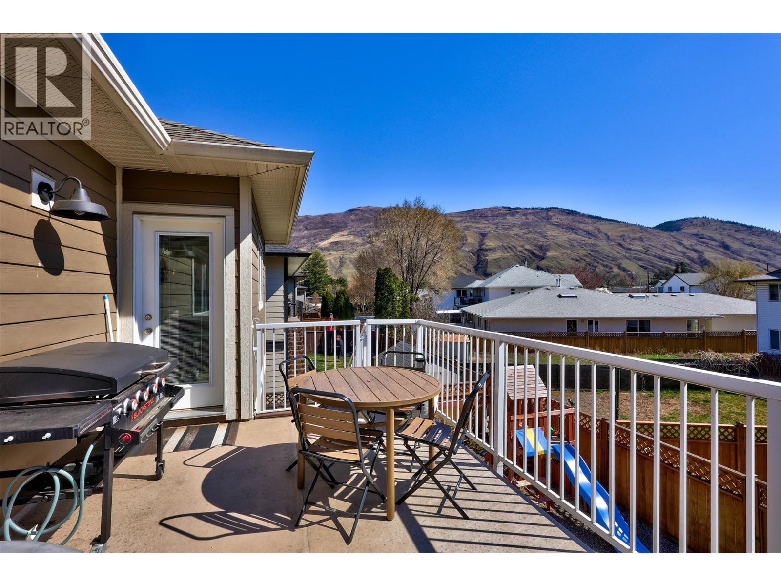 753 HAYWARD PLACE - 18