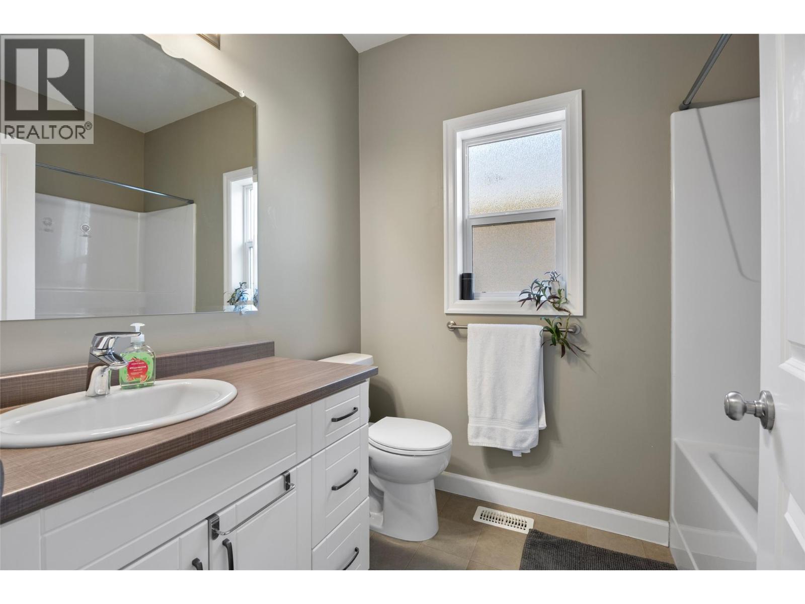 753 HAYWARD PLACE - 21