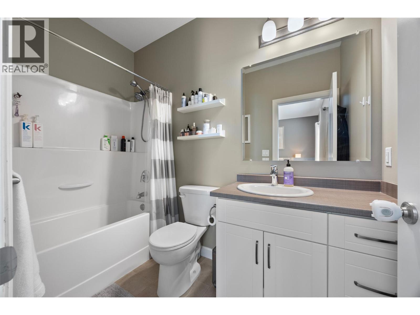 753 HAYWARD PLACE - 24