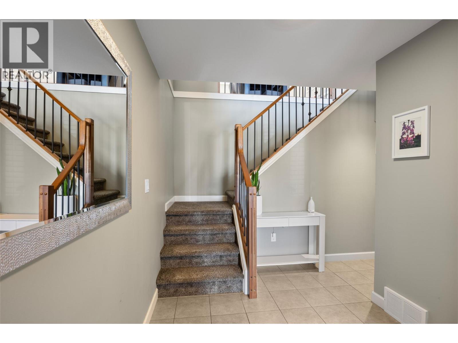 753 HAYWARD PLACE - 28