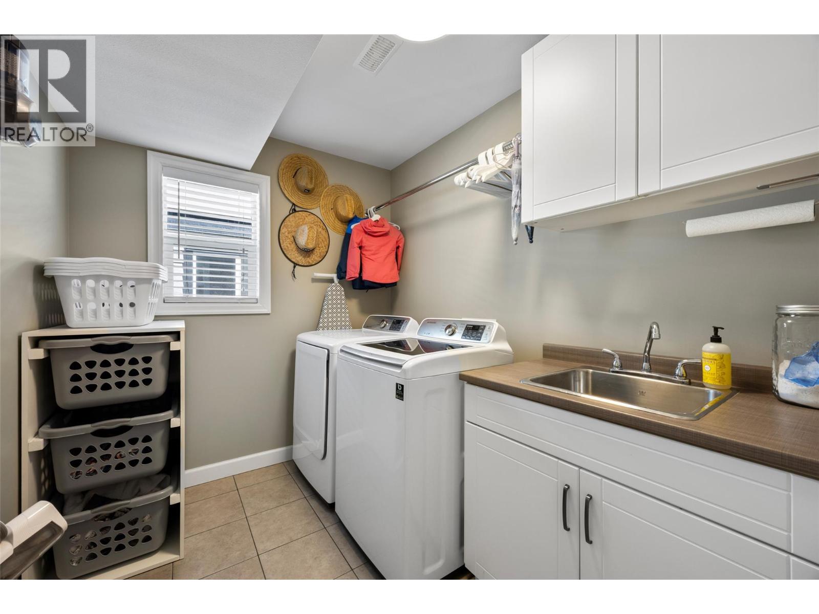 753 HAYWARD PLACE - 31