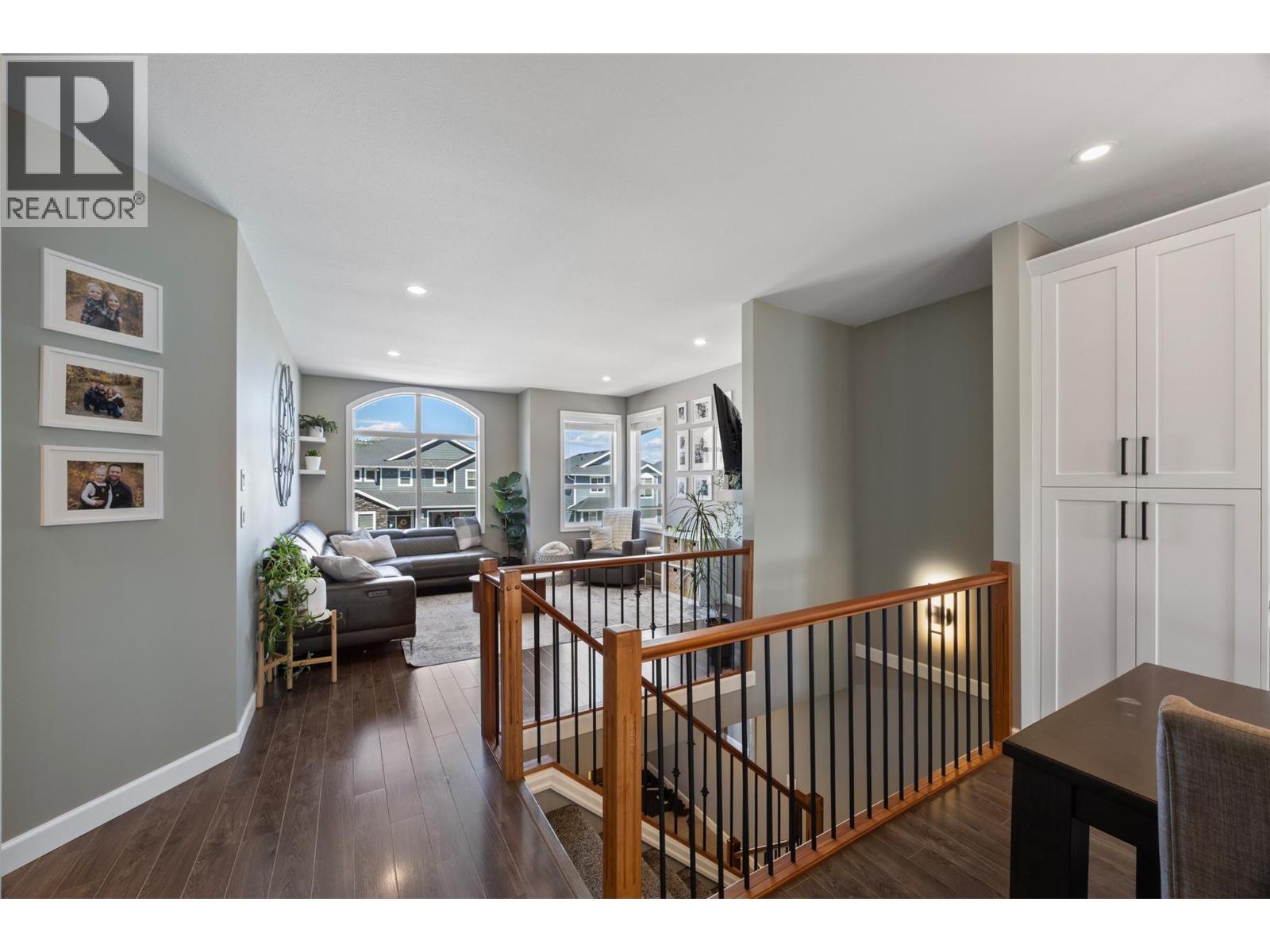 753 HAYWARD PLACE - 8