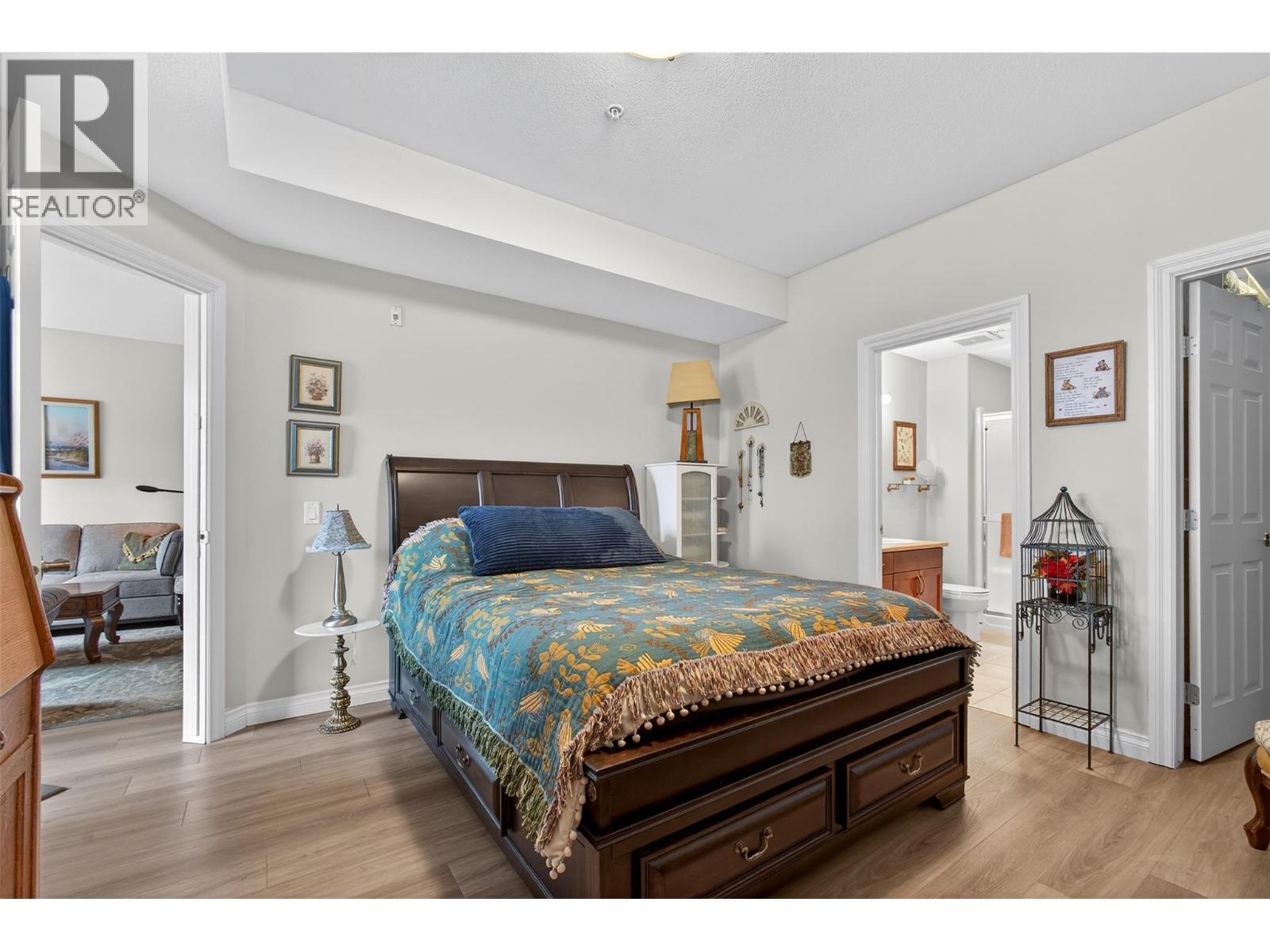 921 Spillway Street Unit# 109B, Oliver