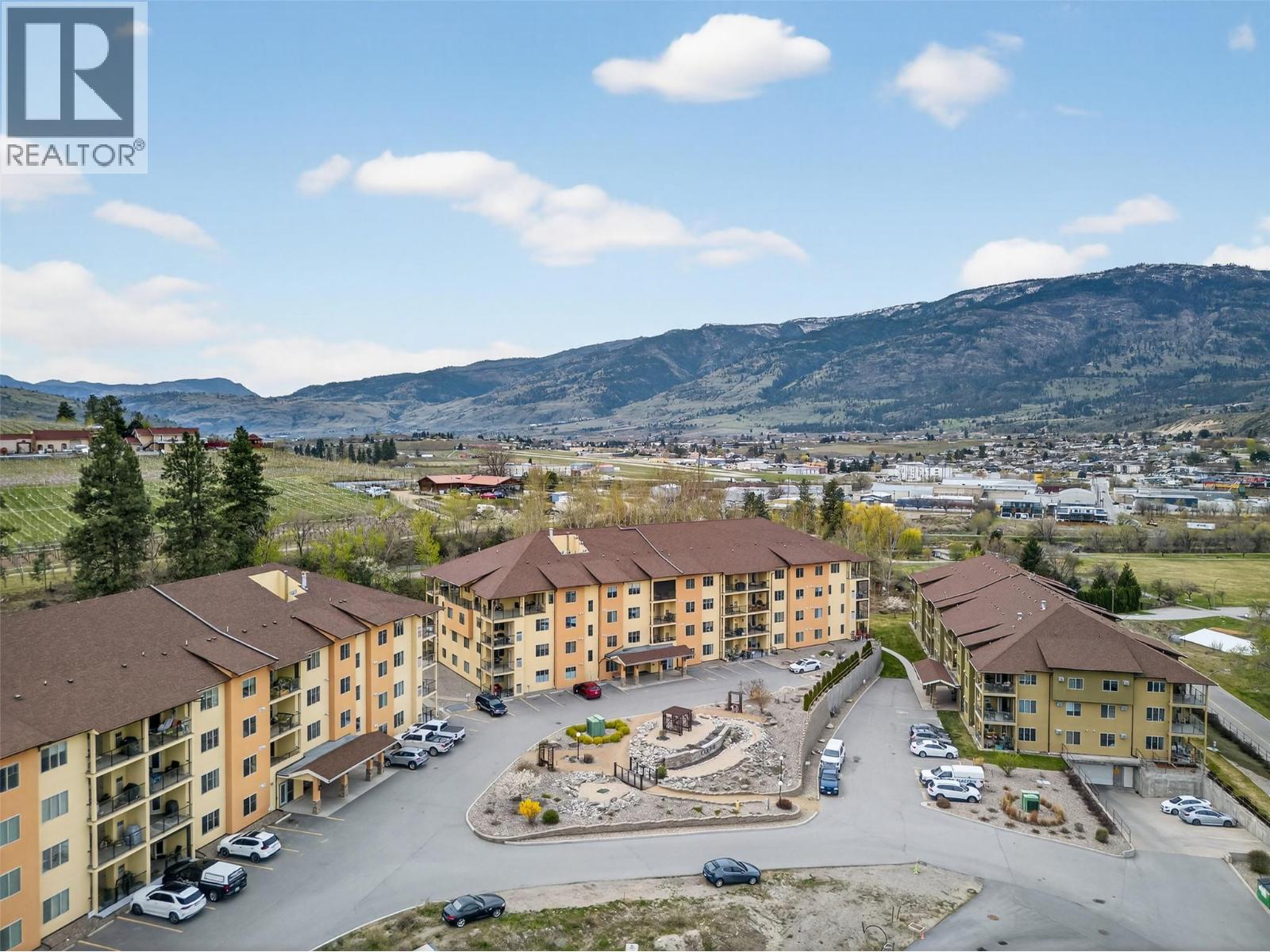 921 Spillway Street Unit# 109B, Oliver