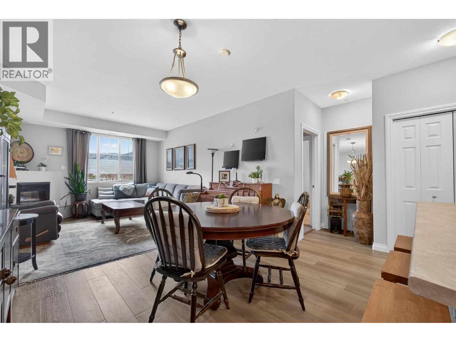 921 Spillway Street Unit# 109B, Oliver