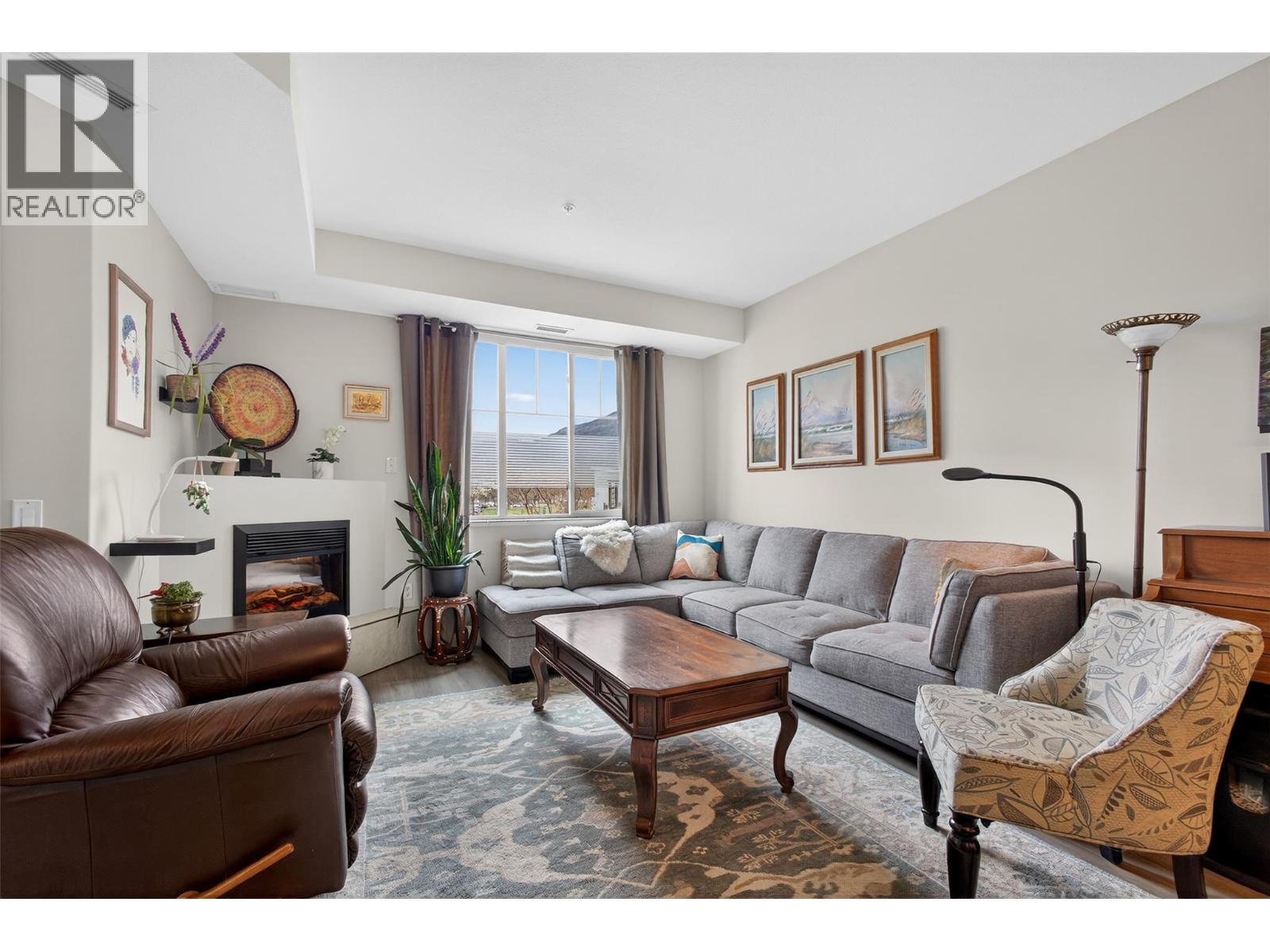 921 Spillway Street Unit# 109B, Oliver