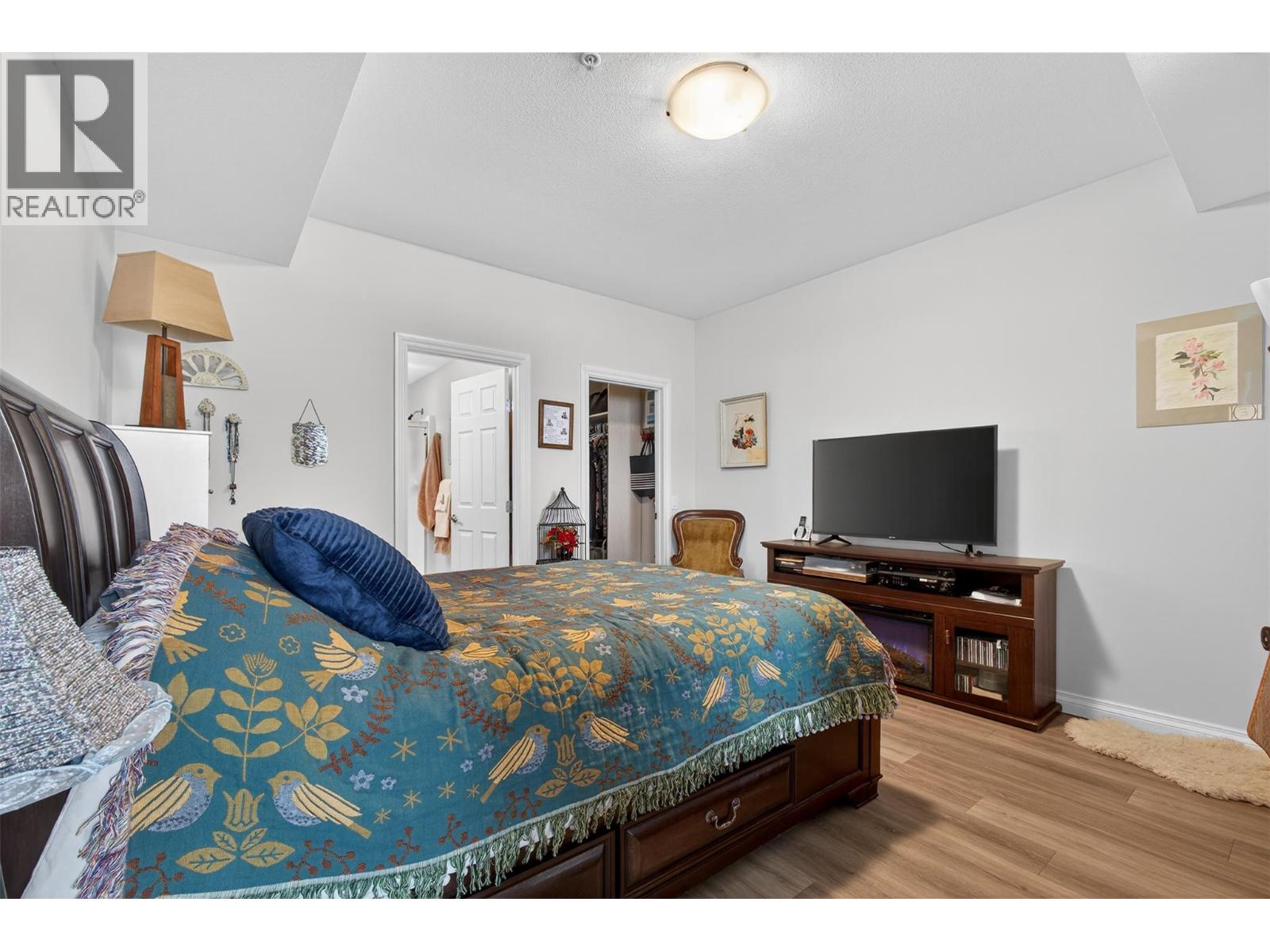 921 Spillway Street Unit# 109B, Oliver