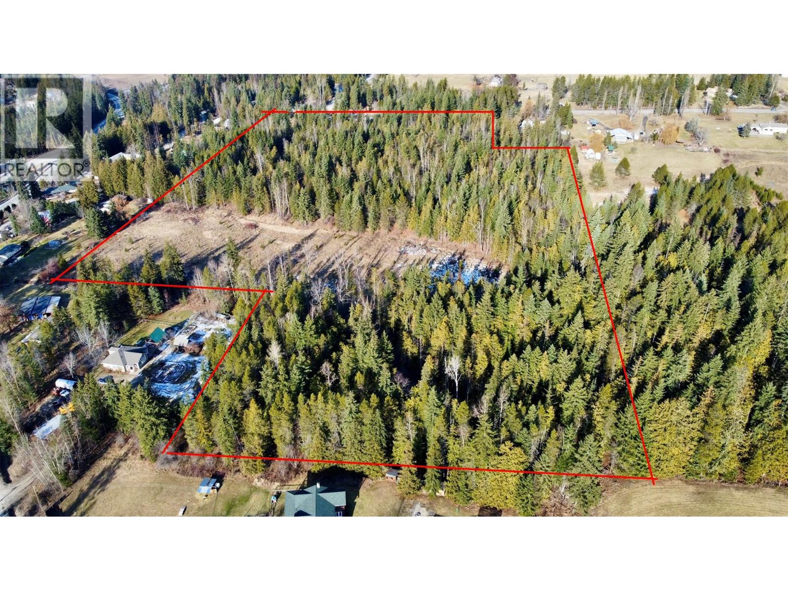 319 NAKUSP EAST ROAD - 9