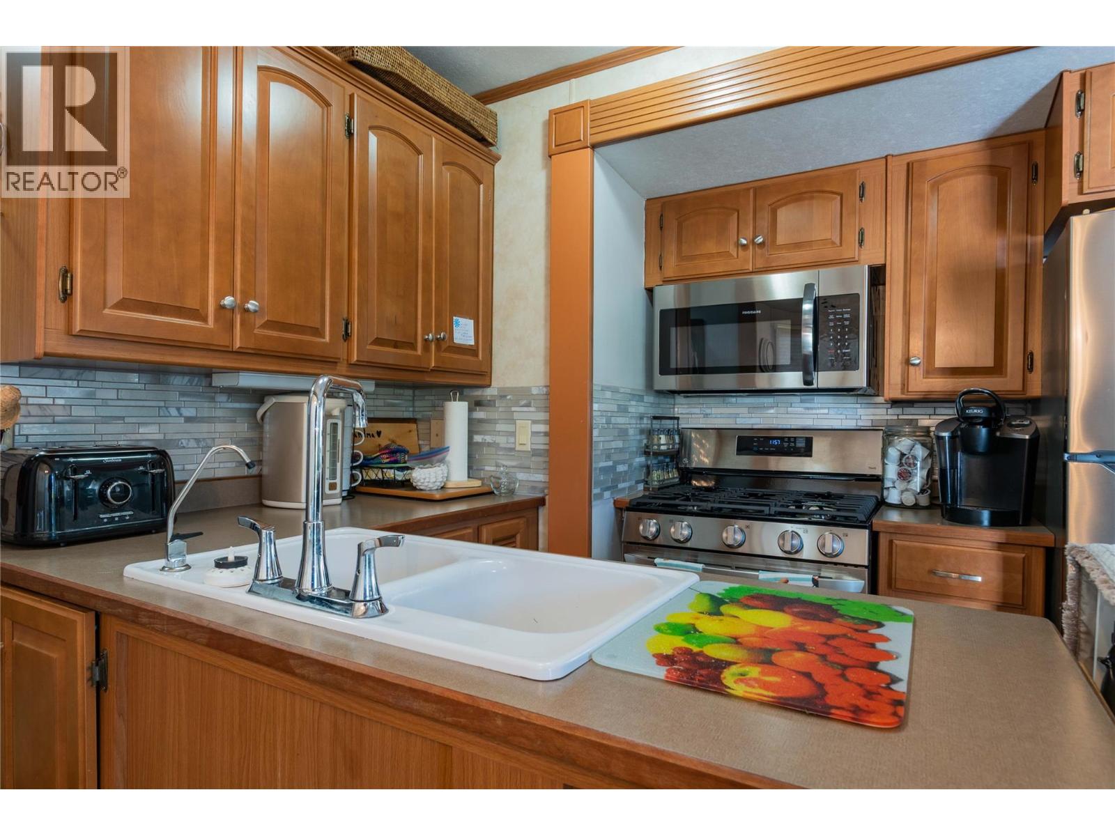 #95 1835 BAKERY FRONTAGE ROAD - 9