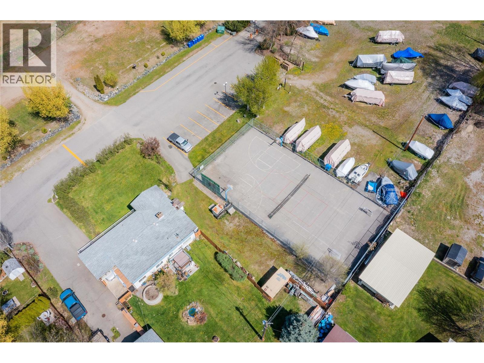 #95 1835 BAKERY FRONTAGE ROAD - 34