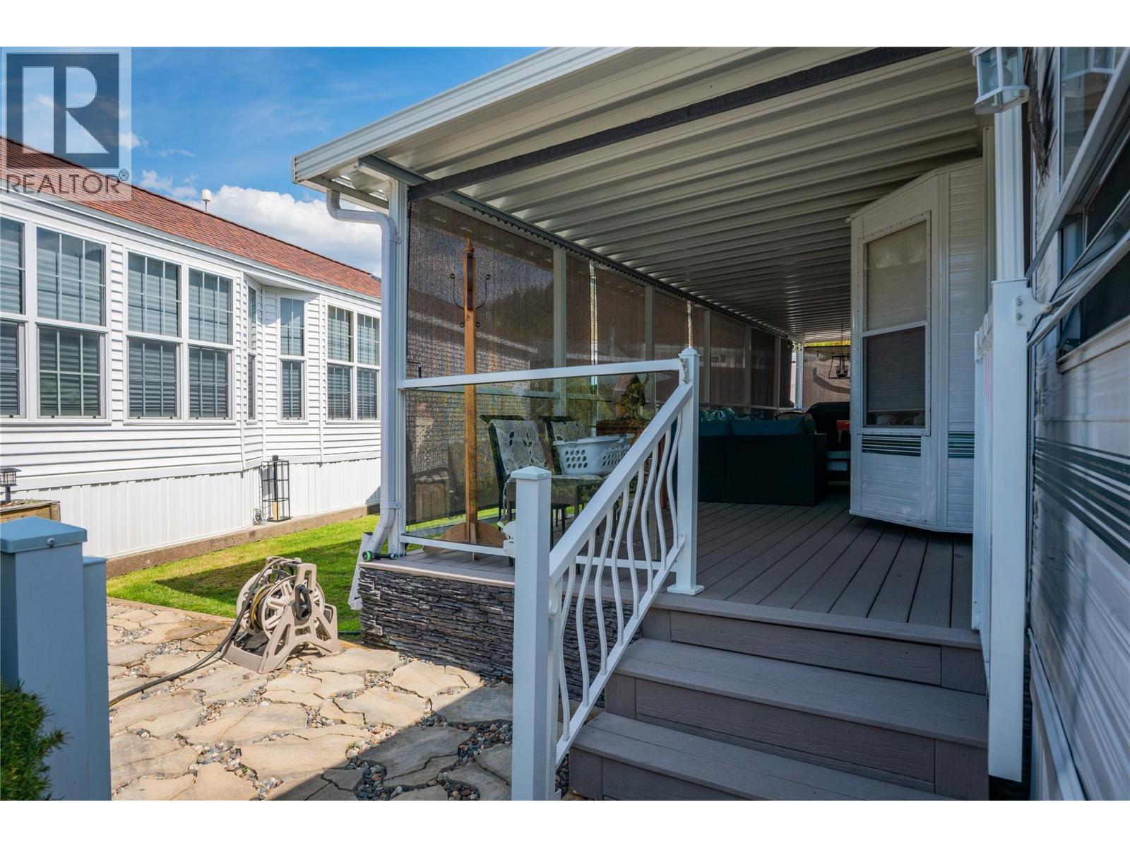 #95 1835 BAKERY FRONTAGE ROAD - Image 3