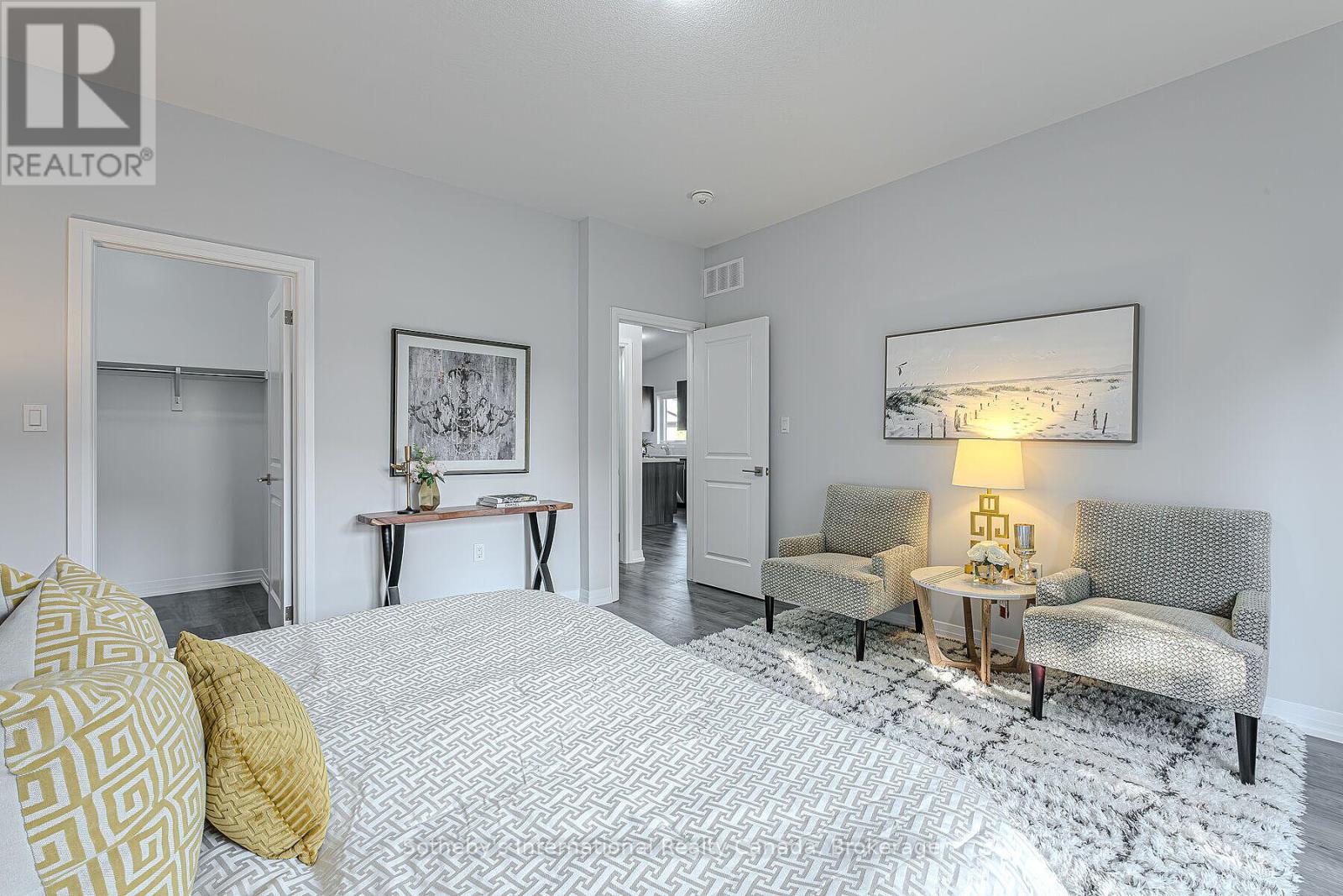 #52 550 GREY STREET - 21