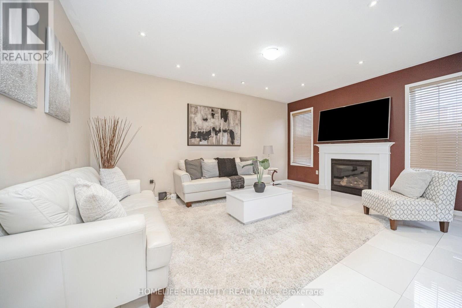 14 ALBORETO WAY - 7