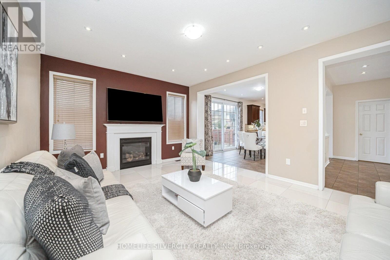 14 ALBORETO WAY - 8
